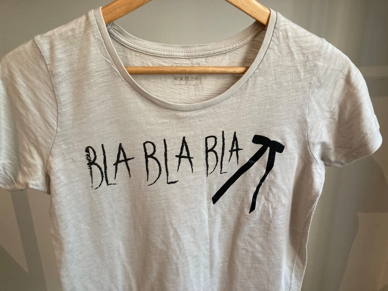 T-shirt – photo 4